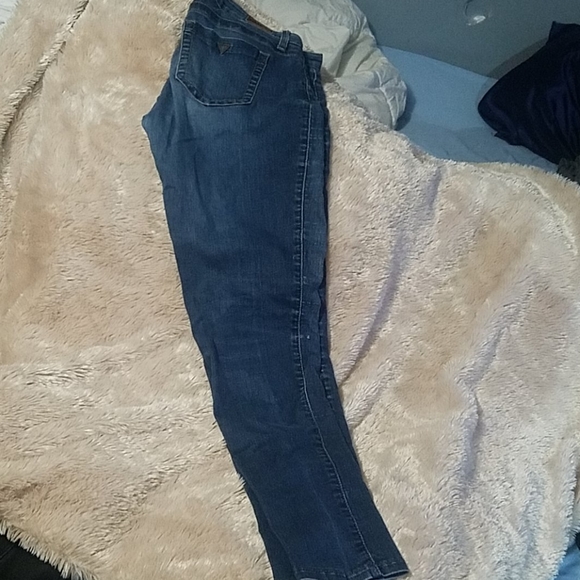 Guess jeans - Picture 2 of 8